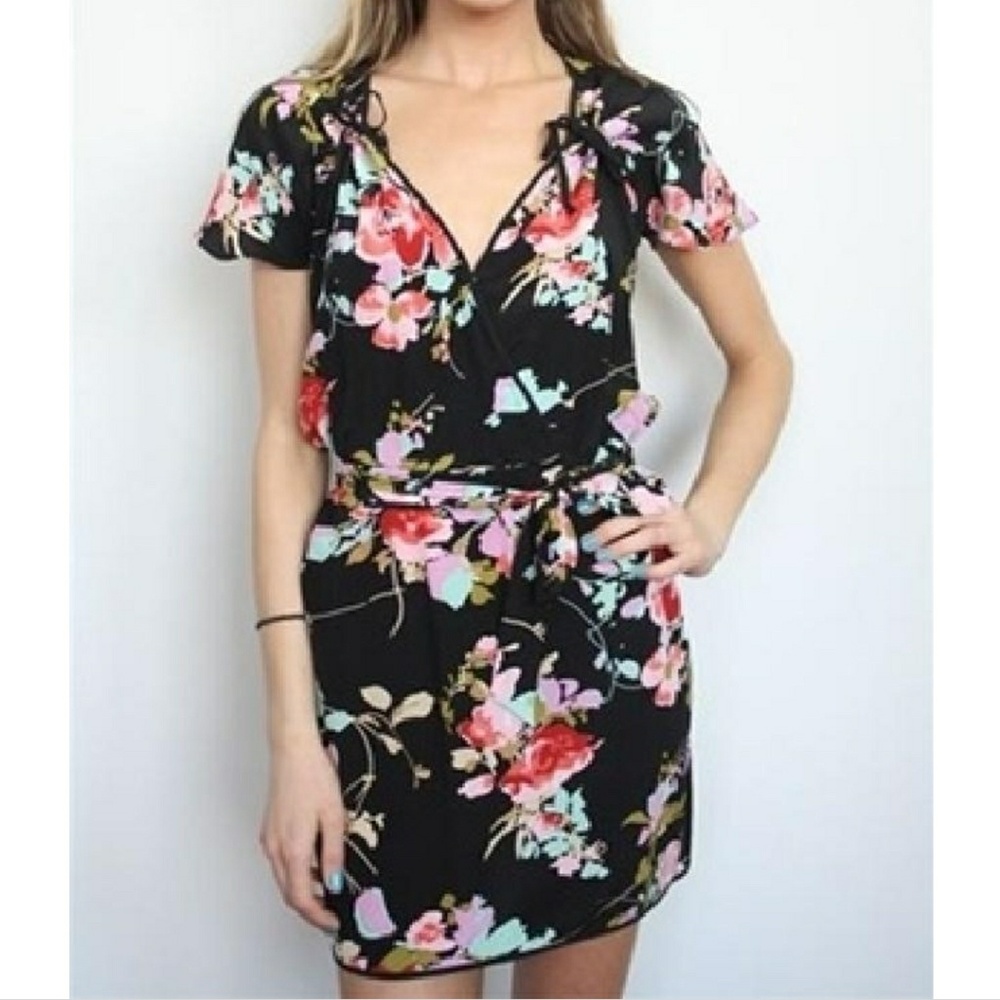 Like New Yumi Kim Black Blossom Print Dress